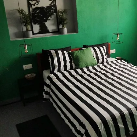 Apartment Find Yourself 2 -